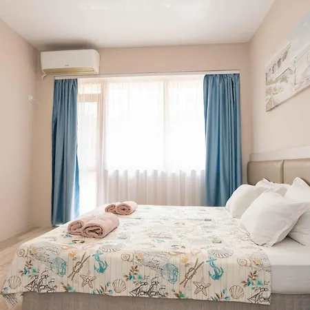 студио булаир 1 с безплатен паркинг Apartamento