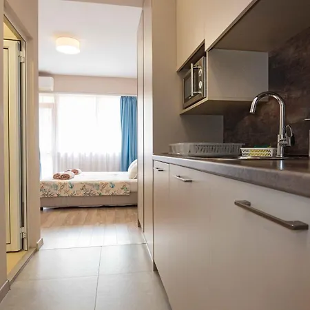 студио булаир 1 с включено паркомясто Апартамент *